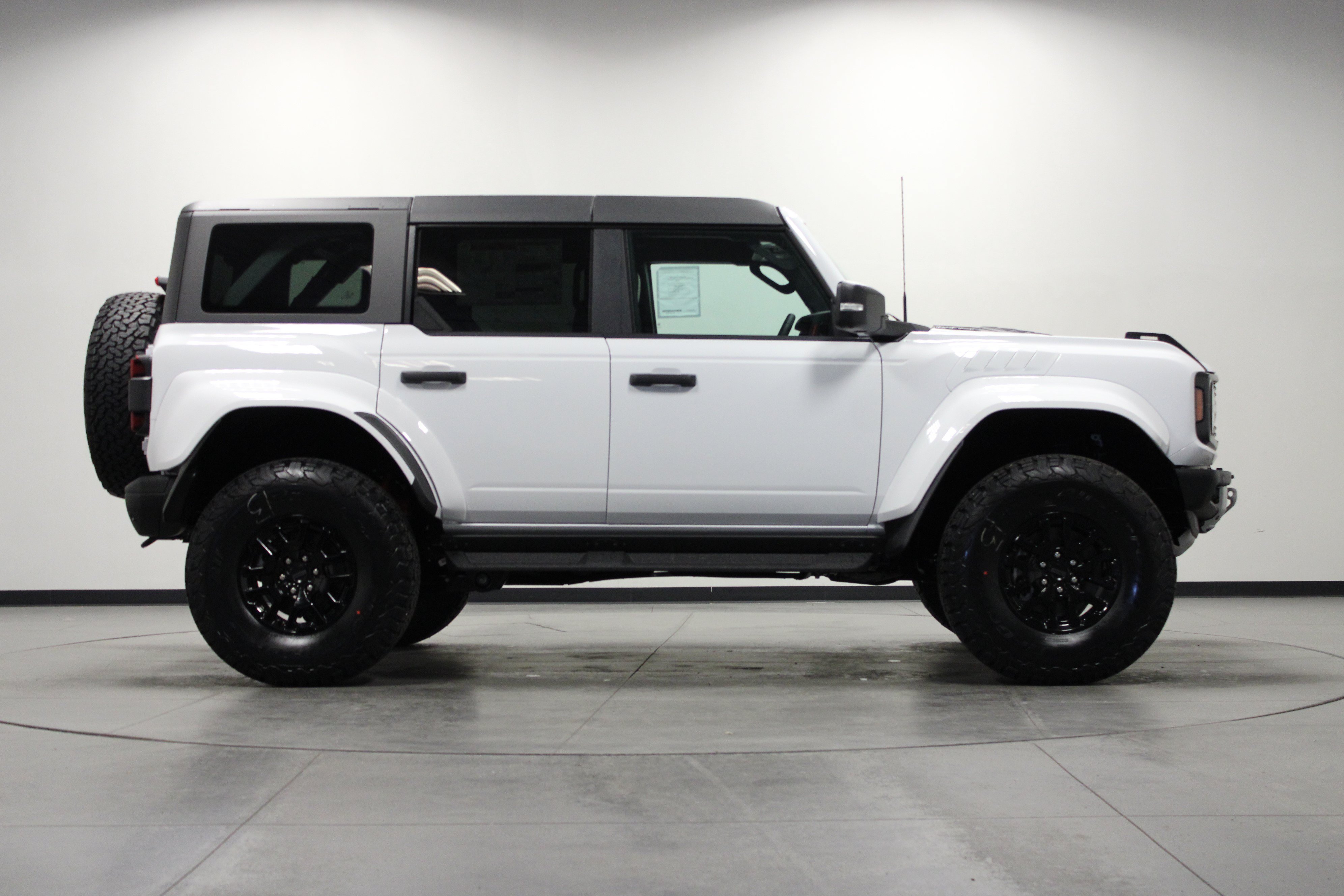 New 2026 Ford Bronco Raptor AWD/4WD image 3