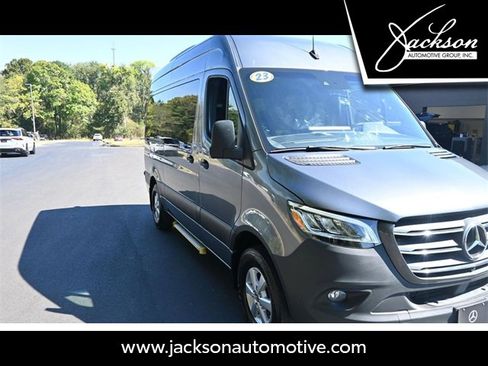 Used 2023 Mercedes-Benz Sprinter 2500 image 1