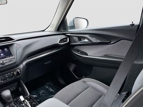 Used 2023 Chevrolet TrailBlazer LT image 22
