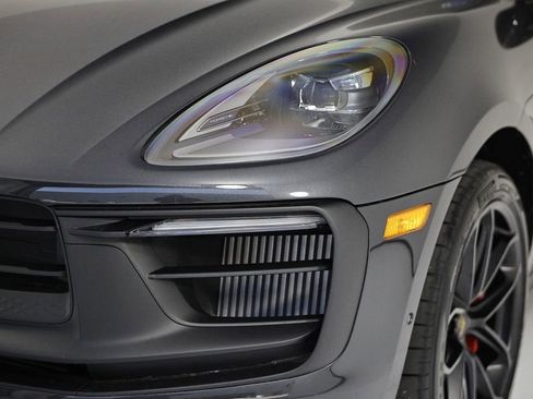 New 2026 Porsche Macan GTS image 11