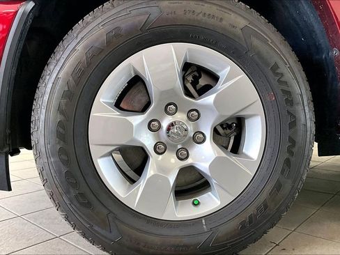 Used 2025 RAM 1500 Big Horn RWD image 31