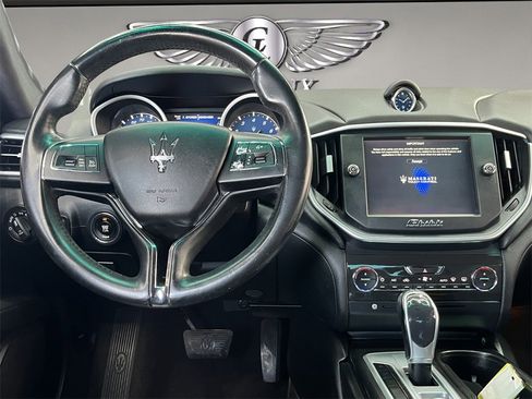 Used 2015 Maserati Ghibli image 13