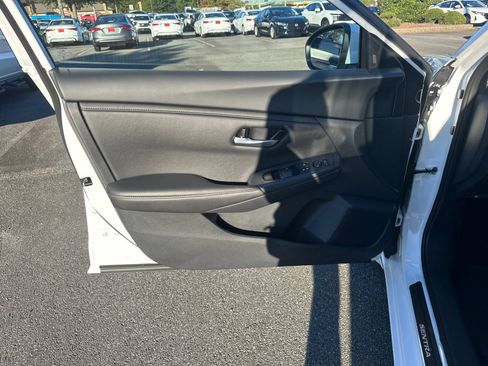 New 2025 Nissan Sentra SV image 10