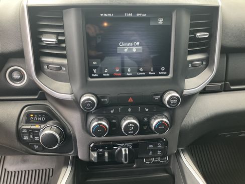 Used 2021 RAM 1500 Big Horn AWD/4WD image 11