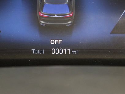 New 2026 BMW X7 xDrive40i