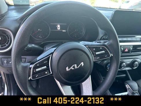 Used 2024 Kia Forte LXS w/ LXS Technology Package FWD image 14
