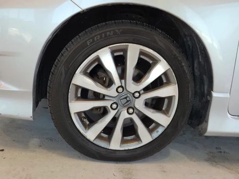 Used 2013 Honda Fit Sport image 2