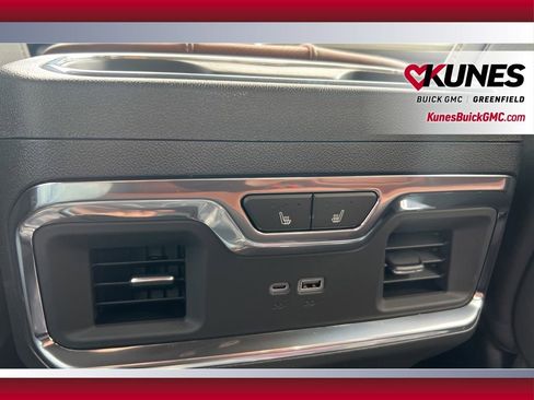 New 2026 GMC Sierra 3500 Denali Ultimate AWD/4WD image 34