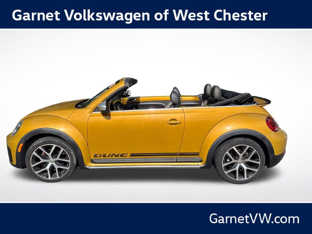 Used 2017 Volkswagen Beetle 1.8T Dune FWD image 2