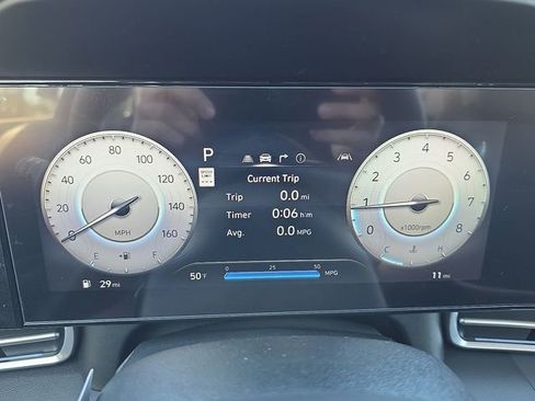 New 2026 Hyundai Elantra Limited FWD image 28