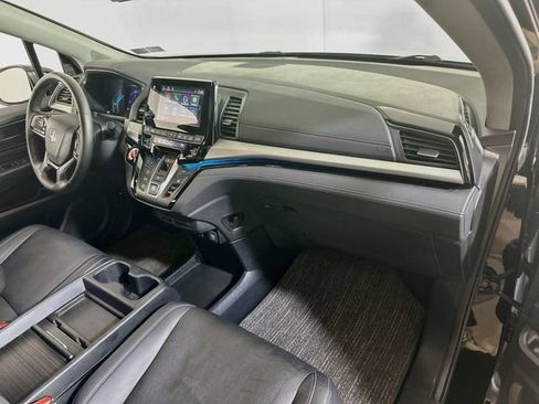 Used 2023 Honda Odyssey Touring image 14