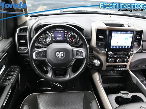 Used 2022 RAM 1500 Laramie AWD/4WD image 18