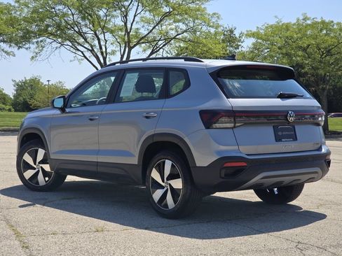 Used 2025 Volkswagen Taos S AWD/4WD image 16
