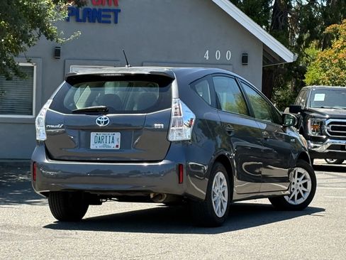 Used 2013 Toyota Prius V Two FWD image 5