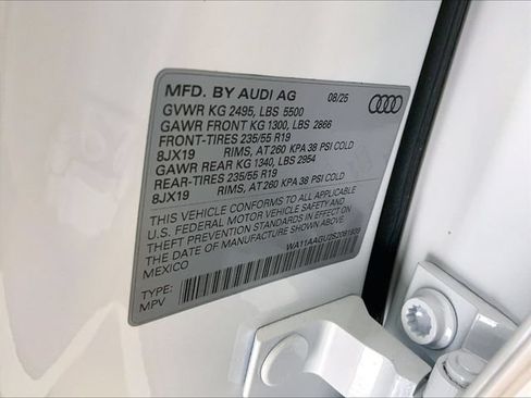 Certified 2025 Audi Q5 Premium w/ Convenience Package AWD/4WD image 32
