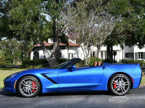 Used 2014 Chevrolet Corvette Stingray Convertible w/ 3LT Preferred Equipment Group RWD image 25