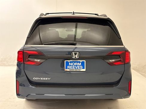 New 2026 Honda Odyssey EX-L image 9