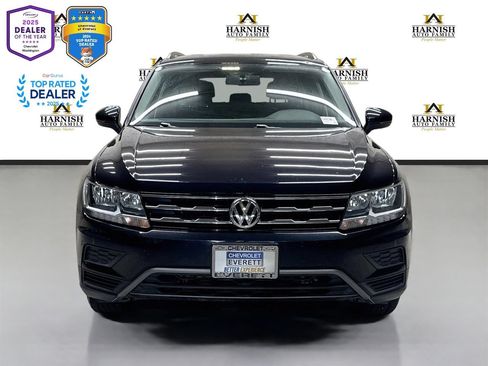 Used 2019 Volkswagen Tiguan S w/ 3rd Row Seat Package AWD/4WD image 2
