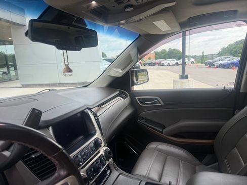 Used 2020 GMC Yukon Denali w/ Denali Ultimate Package AWD/4WD image 8