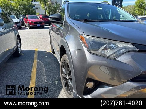 Used 2018 Toyota RAV4 Adventure w/ Cold Weather Package AWD/4WD image 6