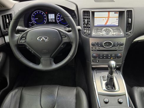 Used 2015 INFINITI Q40 w/ Navigation Package RWD image 25