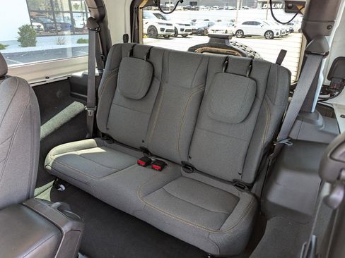 Used 2024 Jeep Wrangler Sport AWD/4WD image 35