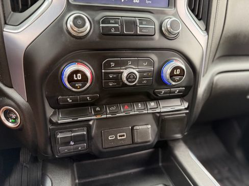 Used 2019 GMC Sierra 1500 Elevation w/ Elevation Value Package AWD/4WD image 32