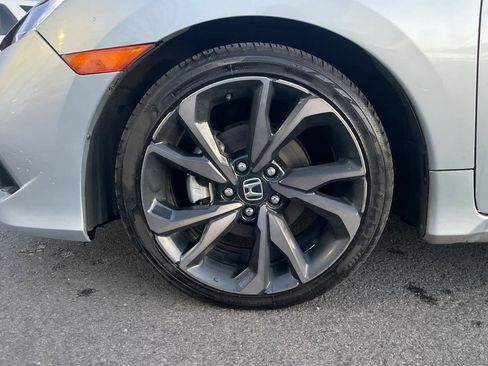 Used 2020 Honda Civic Sport image 11