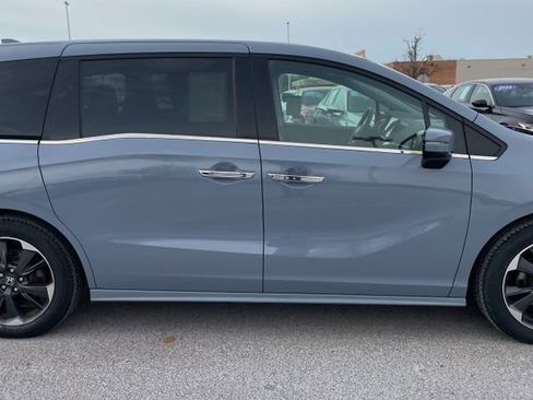 Used 2023 Honda Odyssey Elite image 16