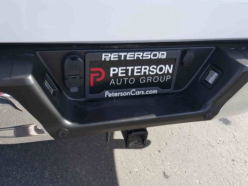 Used 2018 Ford F150 Lariat w/ Equipment Group 501A Mid image 9