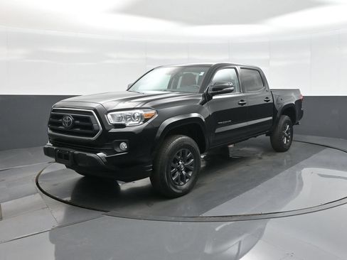 Certified 2023 Toyota Tacoma SR5 w/ Technology Package AWD/4WD image 3