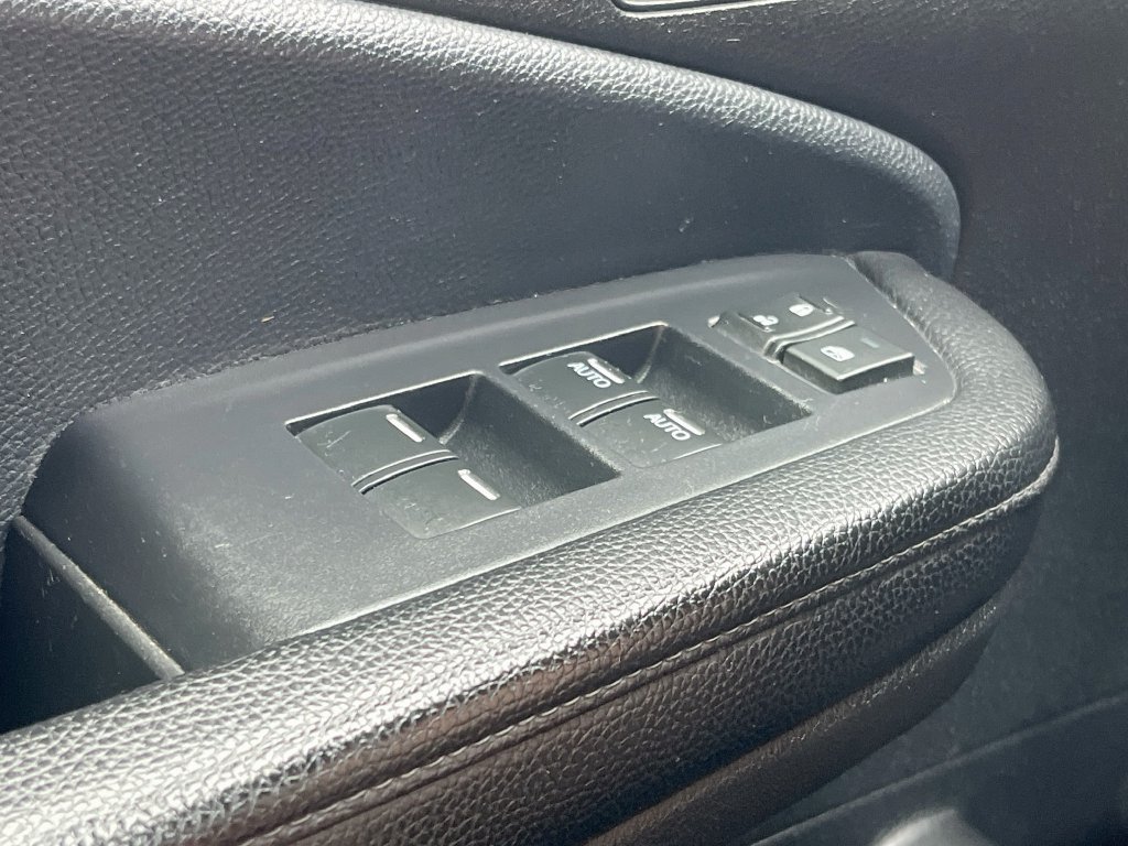 Used 2020 Honda Pilot Touring image 18