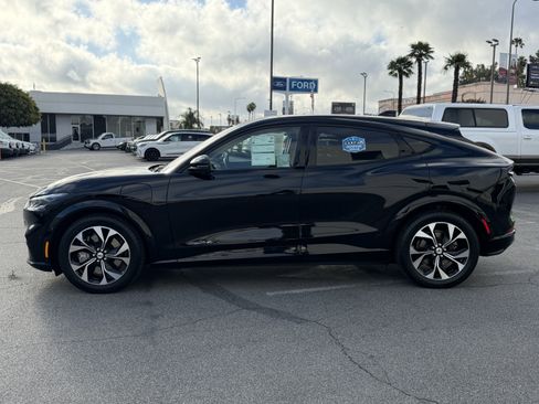 Used 2023 Ford Mustang Mach-E Premium image 4