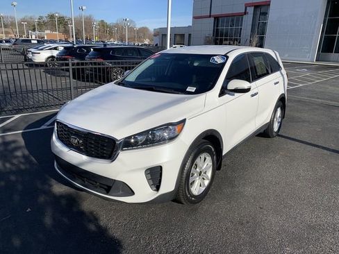Used 2020 Kia Sorento LX image 1
