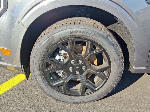 New 2025 Ford Maverick Lobo image 7