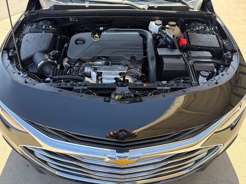 Used 2023 Chevrolet Malibu LT FWD image 20