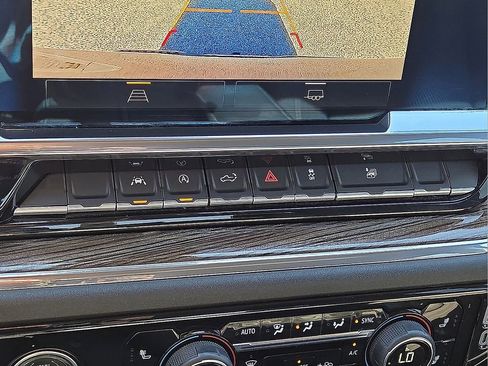 Used 2024 Chevrolet Silverado 1500 LT w/ Protection Package image 28