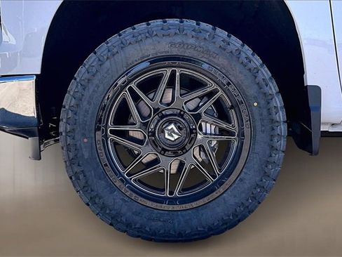 Used 2026 Chevrolet Silverado 1500 LT image 8