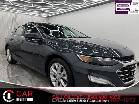 Used 2021 Chevrolet Malibu LT image 1