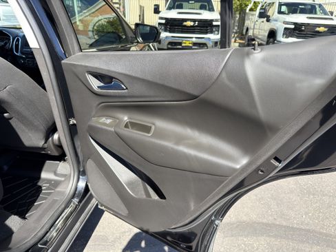 Used 2022 Chevrolet Equinox LT w/ LPO, Cargo Package FWD image 13