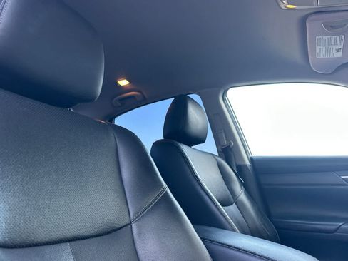 Used 2018 Nissan Altima 2.5 SL FWD image 18