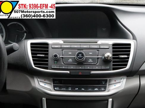 Used 2014 Honda Accord LX image 19