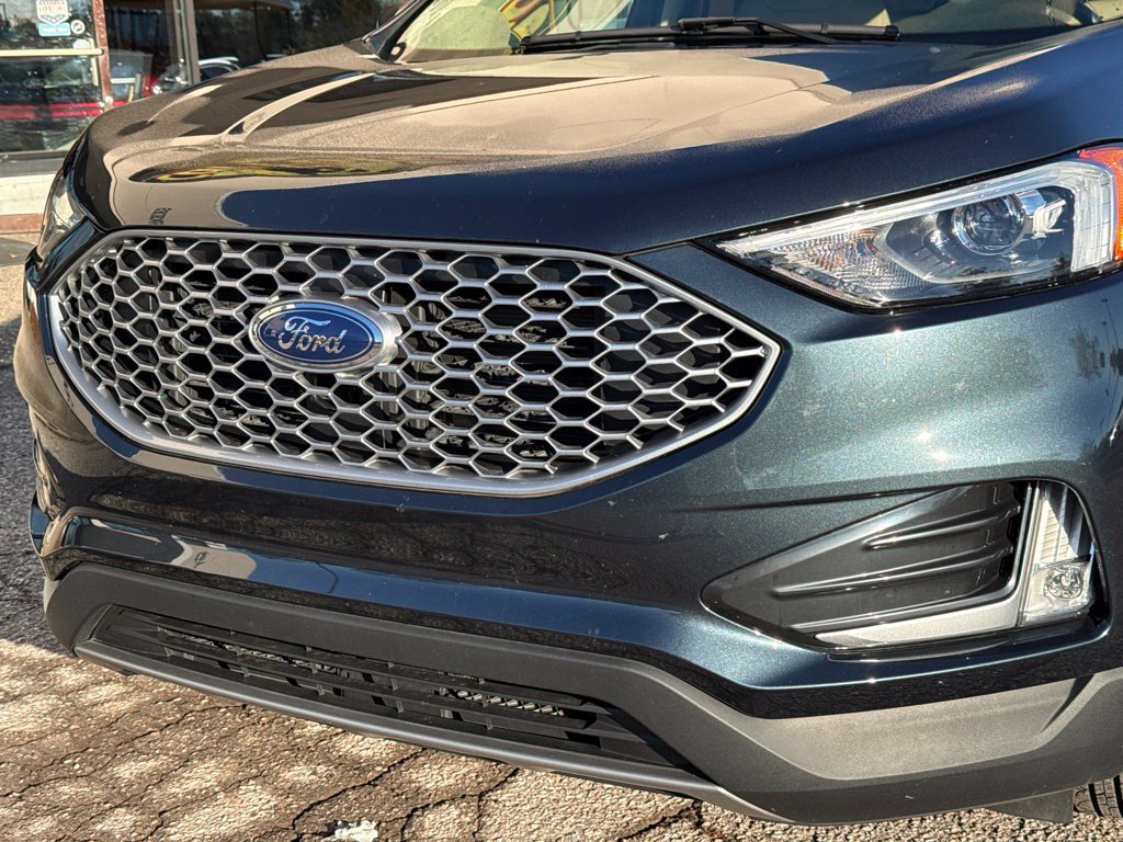 Used 2024 Ford Edge SEL w/ Convenience Package AWD/4WD image 8