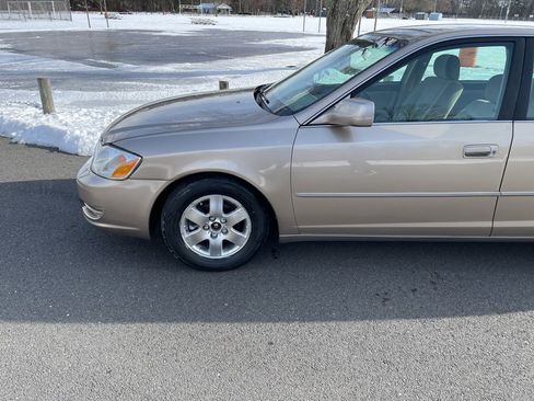 Used 2002 Toyota Avalon XL image 33