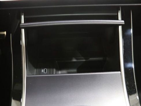 Used 2026 Land Rover Range Rover Velar Dynamic SE AWD/4WD image 25