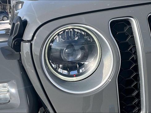 Used 2023 Jeep Wrangler Unlimited Sahara w/ Cold Weather Group image 27