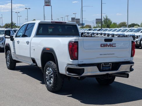Certified 2023 GMC Sierra 2500 SLT AWD/4WD image 4
