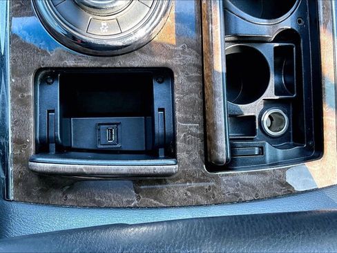 Used 2017 INFINITI QX80 4WD w/ Driver Assistance Package image 32