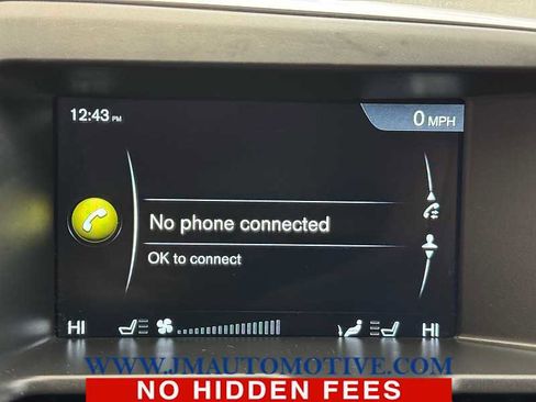 Used 2016 Volvo XC60 T6 w/ Proximity Package image 27