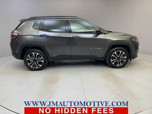 Used 2023 Jeep Compass Limited image 6